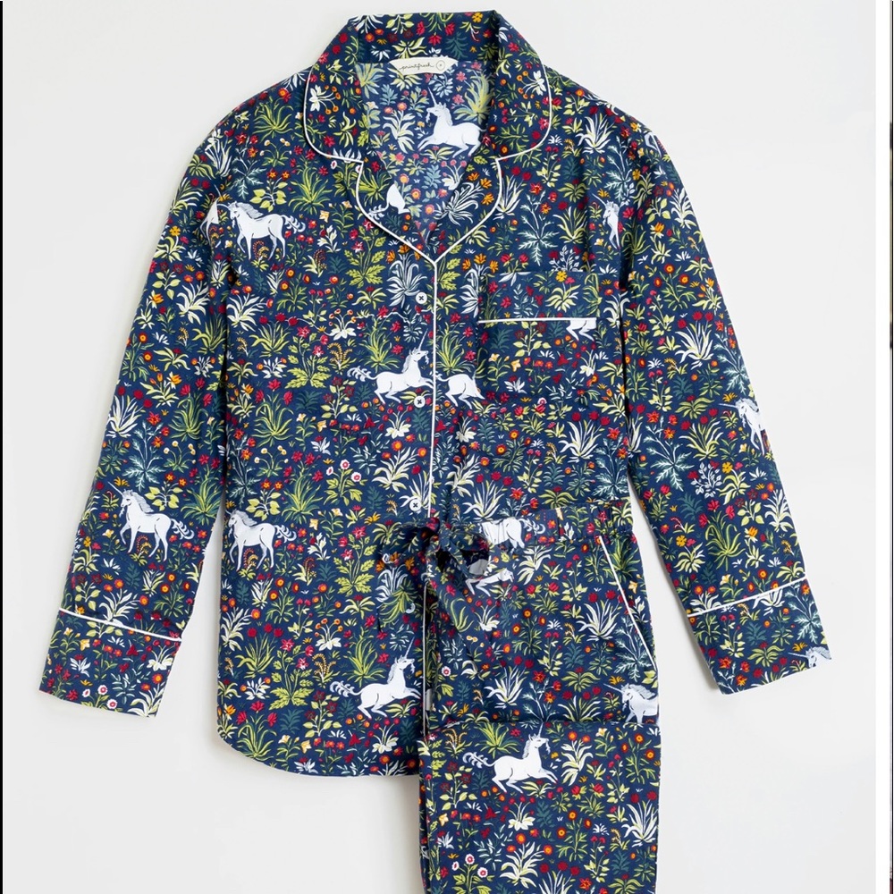 Unicorn Garden! Finally unicorn pajamas for adults